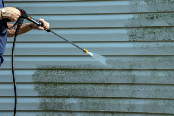 Garage Pressure Washing in Leavenworth, KS