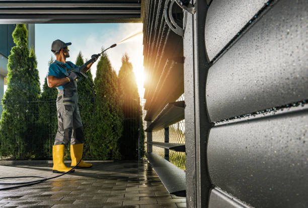 Best Deck Pressure Washing  in Leavenworth, KS