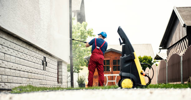 Best Roof Pressure Washing  in Leavenworth, KS